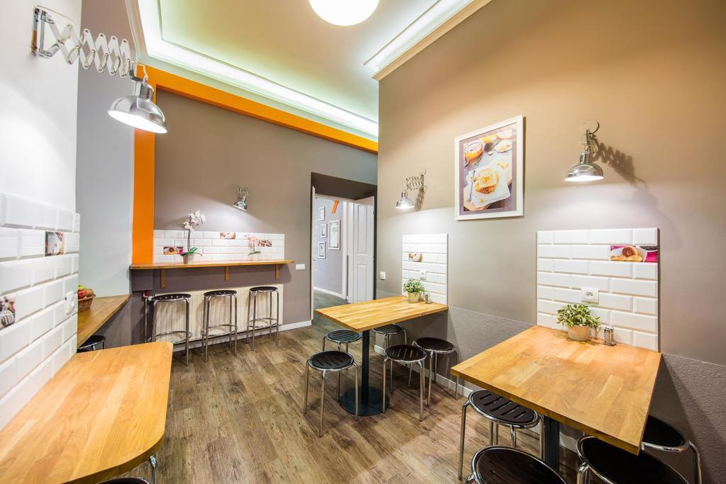 Hostel Rynek 7 คราคูฟ ภายนอก รูปภาพ